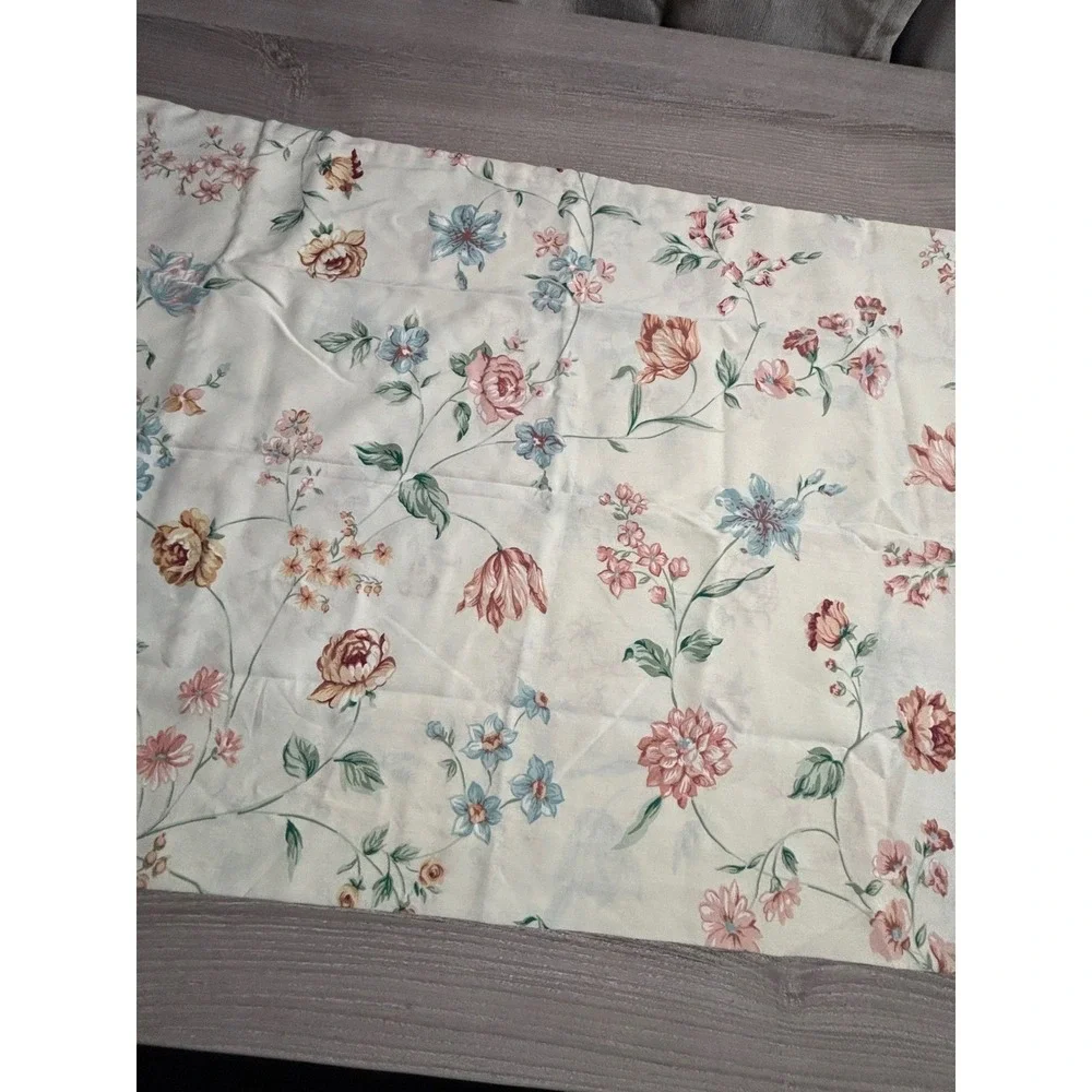 Vintage Floral Ruffled Pillowcase Cream Burgundy Piping Cottagecore King Country